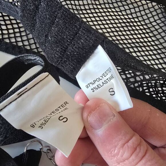 Sexy Black Fishnet Lingerie Set With Chains NWOT - Picture 4 of 4